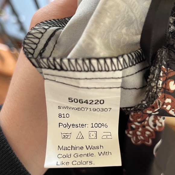 Shein shorts women's size 1XL in Bali print - Picture 4 of 4